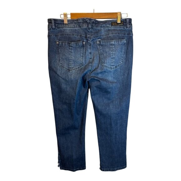 Democracy Blue Ankle & Cropped Jeans - Picture 2 of 4